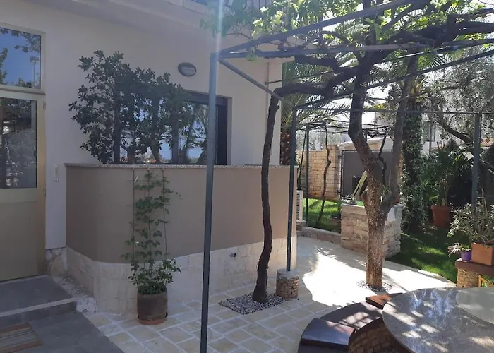 Kascuni A4 * Пула